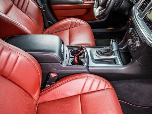 Used 2022 Dodge Charger SRT Hellcat w/ Harman/Kardon Audio Group image 19