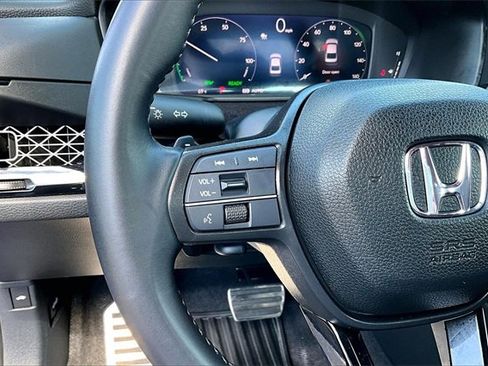 Used 2024 Honda Accord Sport image 10