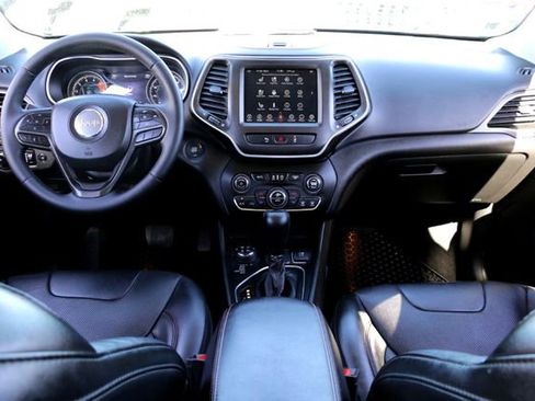 Used 2021 Jeep Cherokee Trailhawk w/ Premium Leather Package image 24