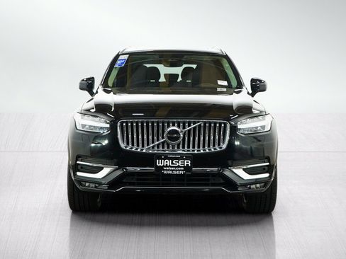 Used 2024 Volvo XC90 B6 Core w/ Protection Package Premier AWD/4WD image 8