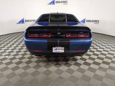 Used 2020 Dodge Challenger R/T Scat Pack RWD image 4