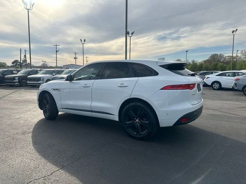 Used 2018 Jaguar F-PACE R-Sport image 7