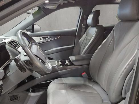 Used 2019 Lincoln Nautilus Reserve w/ Ultimate Package AWD/4WD image 12
