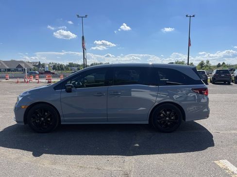 Used 2024 Honda Odyssey Sport image 9