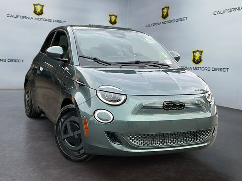Used 2025 FIAT 500 e image 3