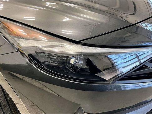 Certified 2023 Hyundai Elantra SEL w/ Convenience Package image 28