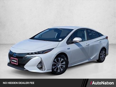 Used 2022 Toyota Prius Prime Limited FWD image 1