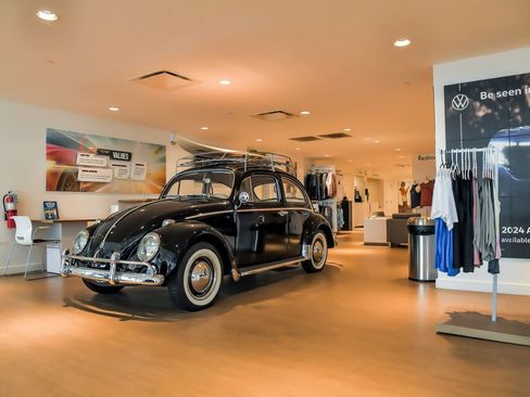 Certified 2025 Volkswagen Tiguan SE image 28