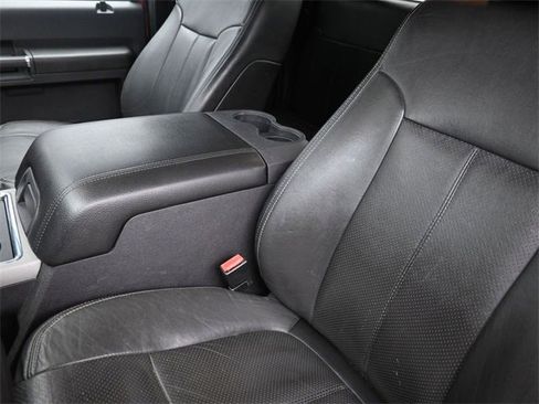 Used 2015 Ford F350 Lariat w/ Chrome Package image 17