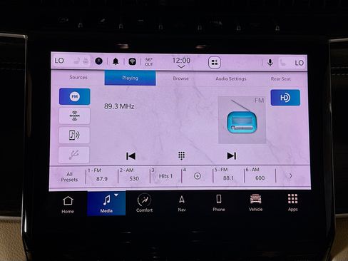 Used 2023 Jeep Grand Cherokee L Limited w/ Luxury Tech Group II image 21