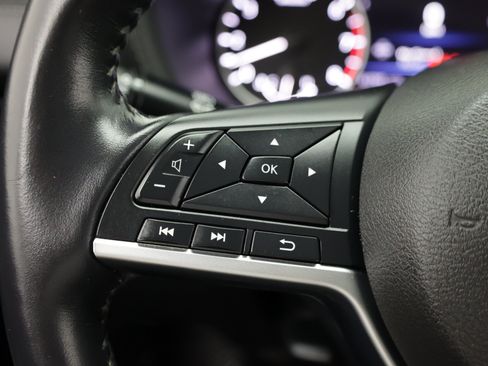 Used 2021 Nissan Sentra SV FWD image 24