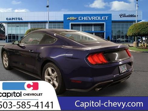 Used 2018 Ford Mustang Coupe image 6