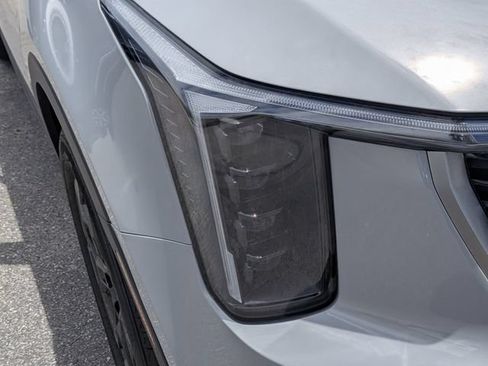Used 2026 Kia Sorento S FWD image 9