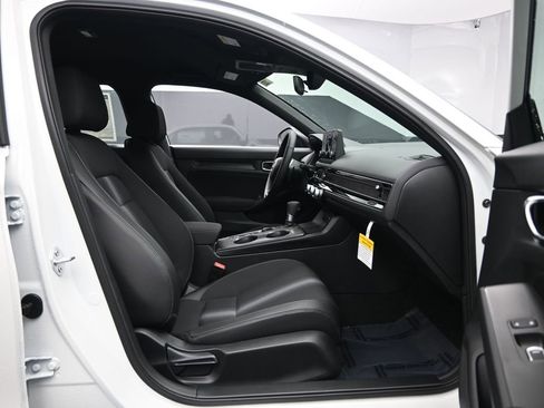 New 2026 Honda Civic Sport image 25