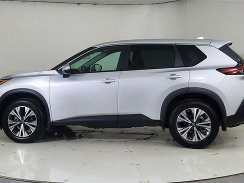 Certified 2022 Nissan Rogue SV image 4