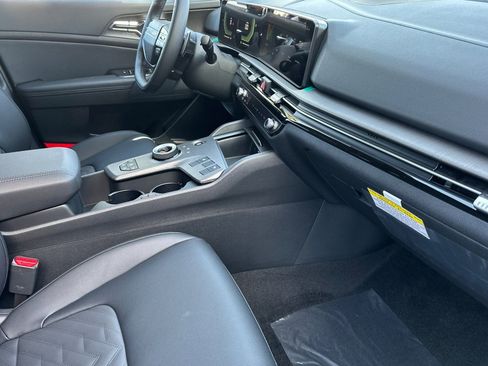 New 2026 Kia Sportage X-Line image 16