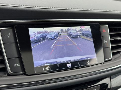 Used 2021 Buick Enclave Essence w/ Sound and Sites Package image 32