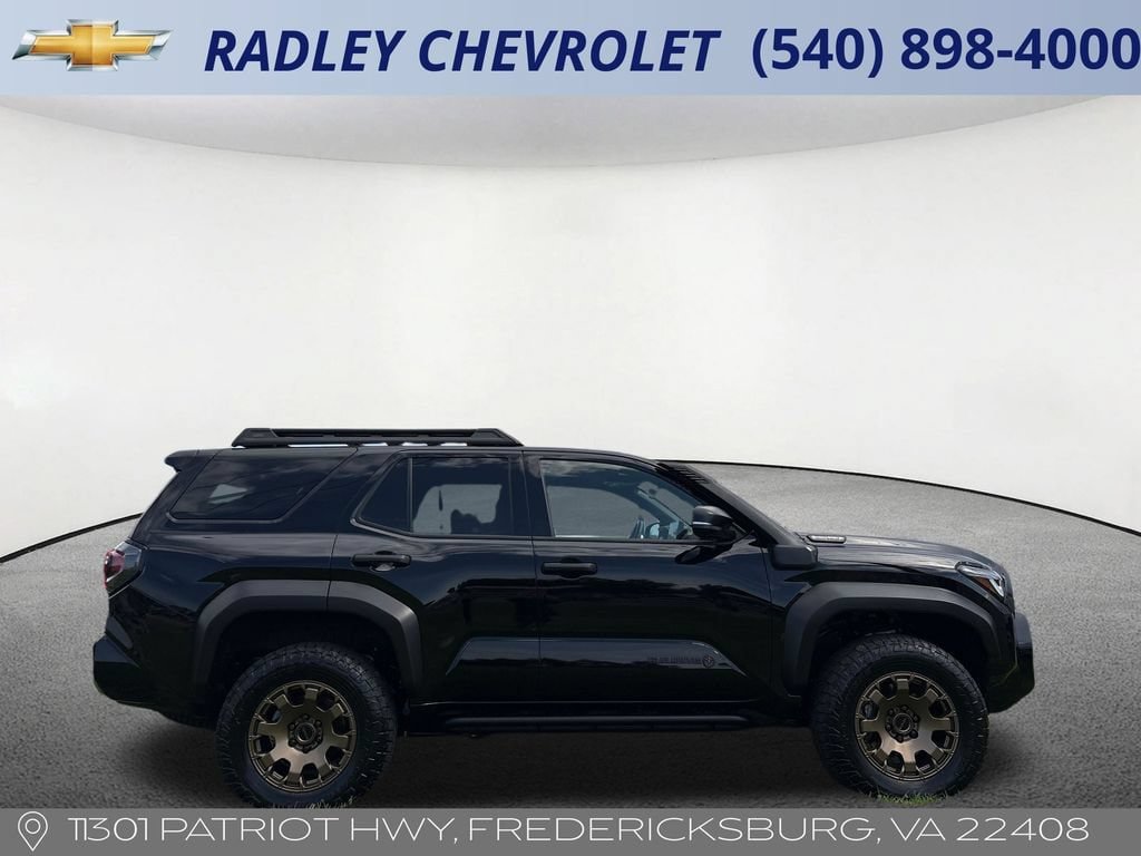 Used 2025 Toyota 4Runner Trailhunter AWD/4WD image 16
