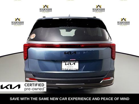Used 2025 Kia Carnival SX Prestige image 6
