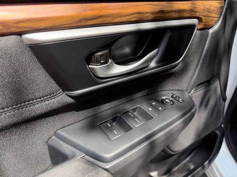 Used 2020 Honda CR-V EX image 17