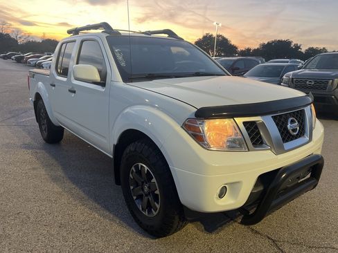 Used 2019 Nissan Frontier S image 3