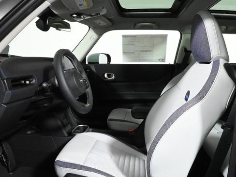 Used 2025 MINI Cooper S image 3