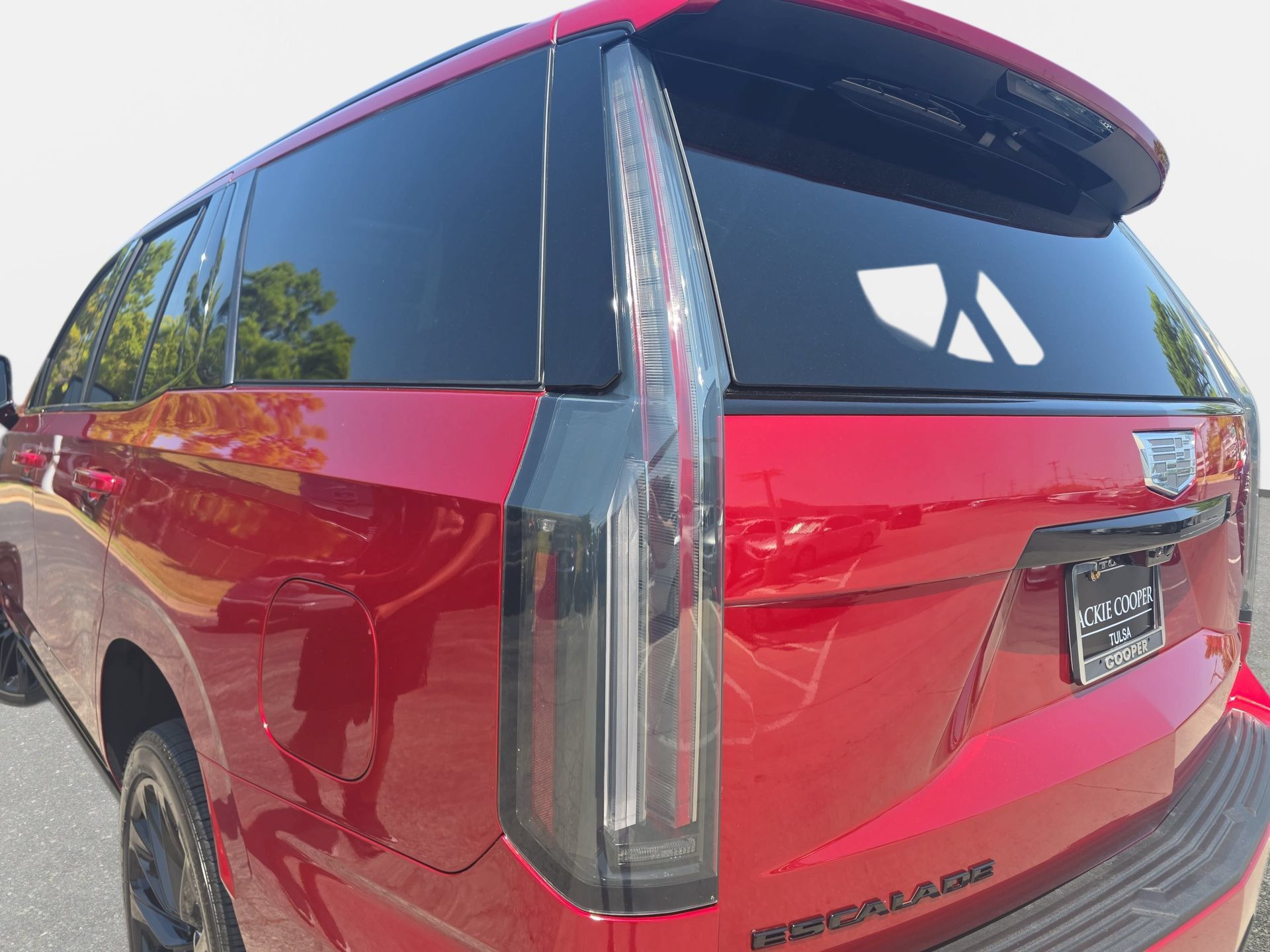 Used 2026 Cadillac Escalade Platinum Sport w/ LPO, ONYX Package AWD/4WD image 33
