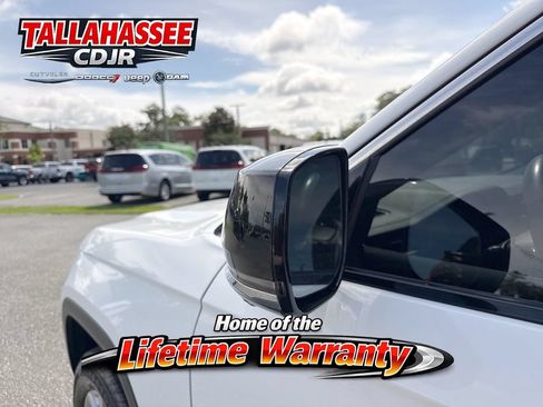 Used 2022 Jeep Grand Cherokee L Limited w/ Luxury Tech Group II AWD/4WD image 12