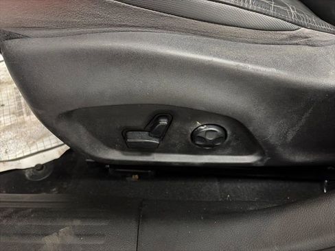 Used 2017 Jeep Renegade Trailhawk w/ Premium Trailhawk Package image 14