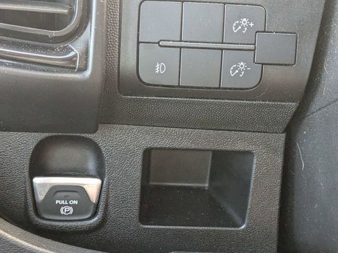 Used 2024 RAM ProMaster 2500 w/ Convenience Group FWD image 27