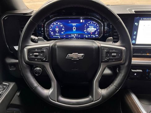 Used 2022 Chevrolet Silverado 1500 LTZ AWD/4WD image 28