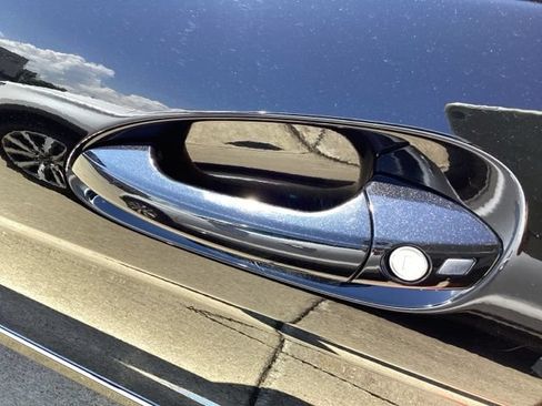 Used 2013 Mercedes-Benz C 300 4MATIC Sedan image 15