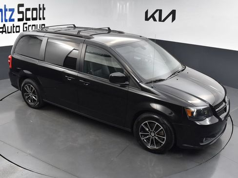 Used 2019 Dodge Grand Caravan GT FWD image 15