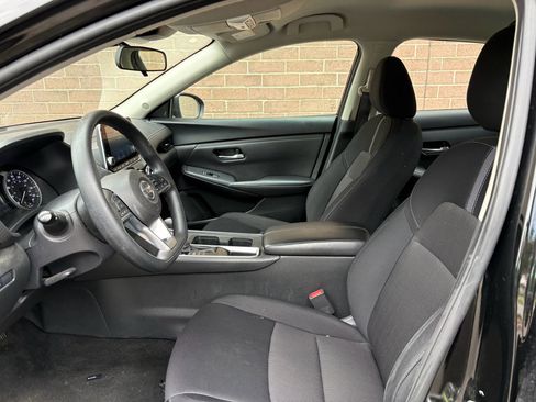 Used 2023 Nissan Sentra SV FWD image 11