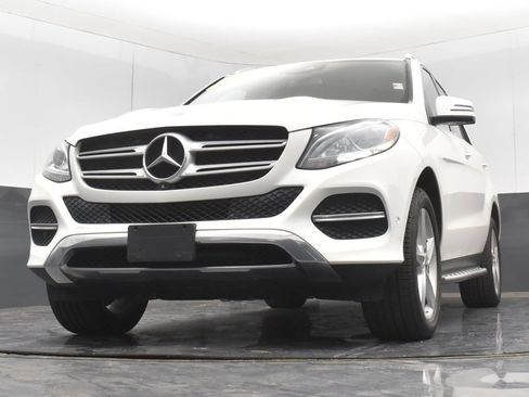 Used 2019 Mercedes-Benz GLE 400 4MATIC w/ Premium 1 Package image 25