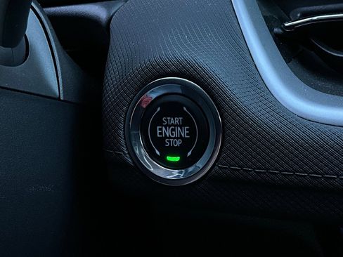 Used 2025 Chevrolet TrailBlazer LT image 24