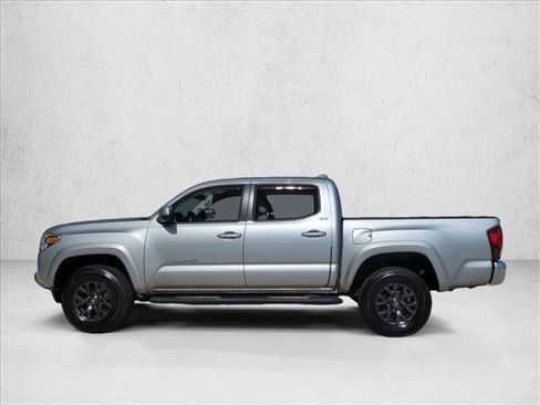 Certified 2021 Toyota Tacoma SR5 RWD image 9