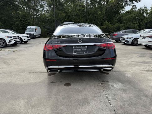 Certified 2025 Mercedes-Benz Maybach S 580 4MATIC image 19