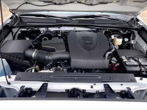Used 2023 Toyota Tacoma SR5 RWD image 29