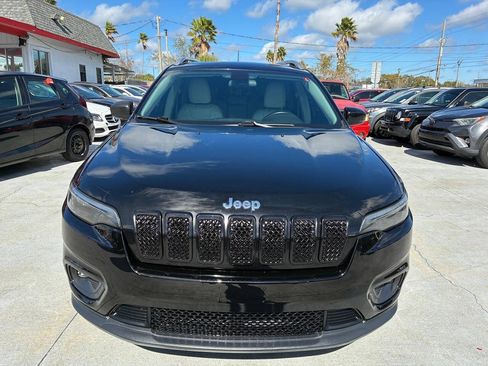 Used 2020 Jeep Cherokee Latitude Plus FWD image 1