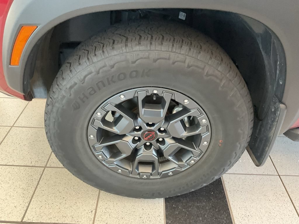 Used 2023 Nissan Frontier PRO-4X w/ Pro-4X Premium Package AWD/4WD image 9