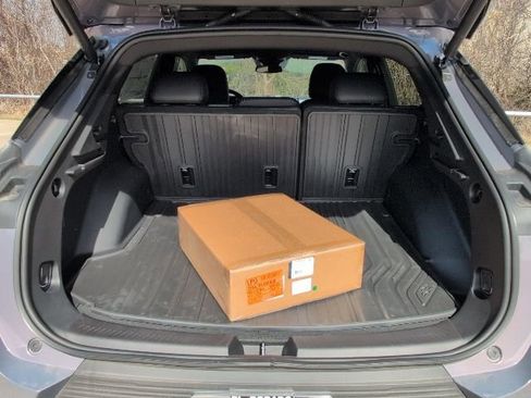 New 2026 Chevrolet Equinox EV LT image 10