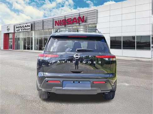 New 2026 Nissan Pathfinder SV FWD image 5