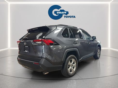 Used 2025 Toyota RAV4 XLE AWD/4WD image 7