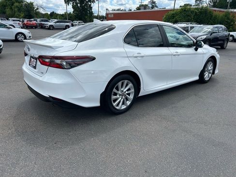 Used 2023 Toyota Camry LE image 10
