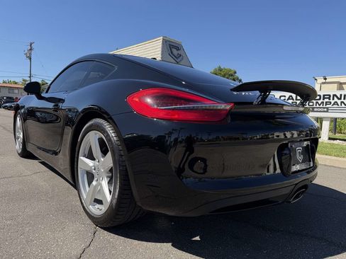 Used 2014 Porsche Cayman RWD image 4