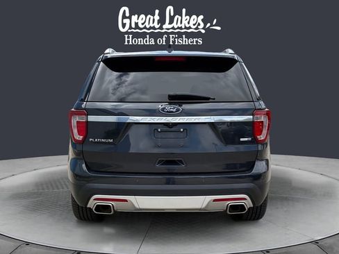 Used 2017 Ford Explorer Platinum AWD/4WD image 4
