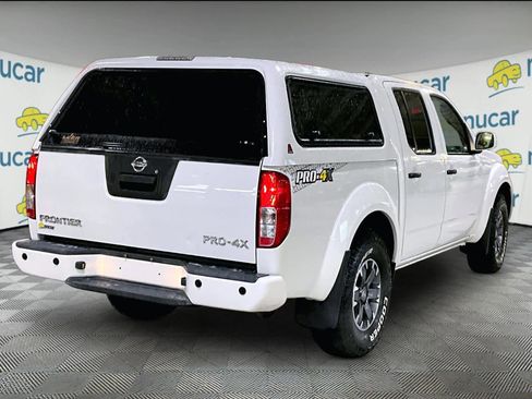 Used 2018 Nissan Frontier PRO-4X image 6