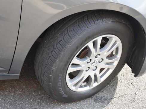 Used 2013 Honda Odyssey EX image 38