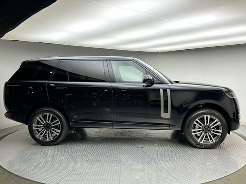 New 2026 Land Rover Range Rover Long Wheelbase SE AWD/4WD image 4